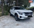Киа Seltos 2020 в Соленом на Automoto.ua Белый Киа Seltos, объемом двигателя 1.98 л и пробегом 30 тыс. км за 18500 $, фото 18 на Automoto.ua