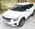 Белый Киа Seltos, объемом двигателя 1.98 л и пробегом 30 тыс. км за 17777 $, фото 4 на Automoto.ua