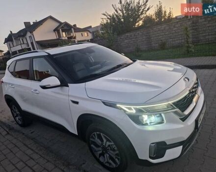 Белый Киа Seltos, объемом двигателя 2 л и пробегом 67 тыс. км за 23900 $, фото 14 на Automoto.ua