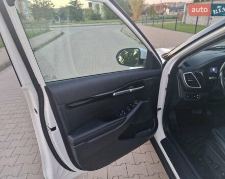 Белый Киа Seltos, объемом двигателя 2 л и пробегом 67 тыс. км за 23900 $, фото 25 на Automoto.ua