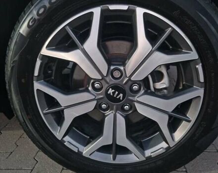 Белый Киа Seltos, объемом двигателя 2 л и пробегом 67 тыс. км за 23900 $, фото 24 на Automoto.ua