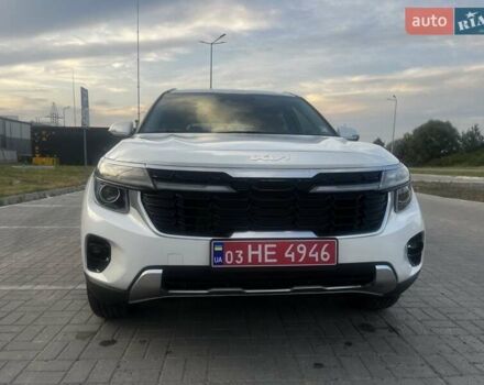 Белый Киа Seltos, объемом двигателя 2 л и пробегом 1 тыс. км за 25000 $, фото 2 на Automoto.ua