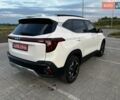 Белый Киа Seltos, объемом двигателя 2 л и пробегом 1 тыс. км за 25000 $, фото 5 на Automoto.ua