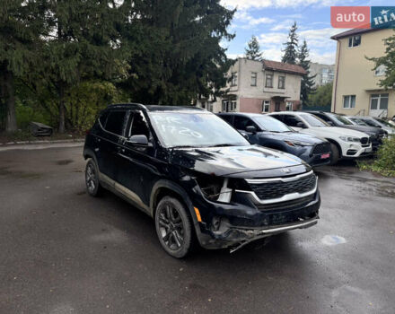 Чорний Кіа Seltos, об'ємом двигуна 2 л та пробігом 65 тис. км за 10500 $, фото 2 на Automoto.ua