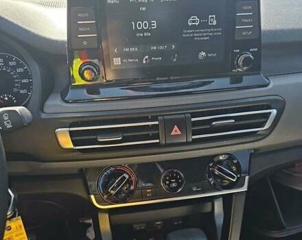 Черный Киа Seltos, объемом двигателя 2 л и пробегом 46 тыс. км за 13000 $, фото 5 на Automoto.ua