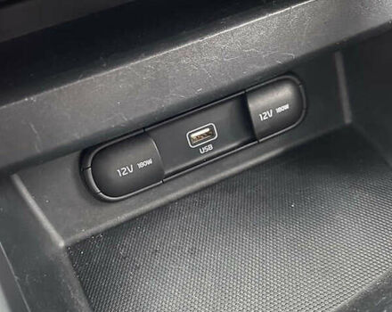 Червоний Кіа Seltos, об'ємом двигуна 1.59 л та пробігом 31 тис. км за 17800 $, фото 23 на Automoto.ua