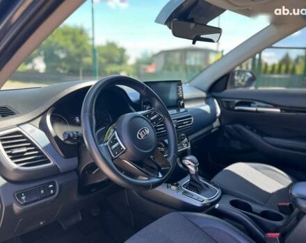 Кіа Seltos, об'ємом двигуна 2 л та пробігом 96 тис. км за 19800 $, фото 13 на Automoto.ua