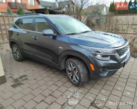 Серый Киа Seltos, объемом двигателя 1.59 л и пробегом 17 тыс. км за 21700 $, фото 4 на Automoto.ua