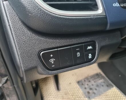 Серый Киа Seltos, объемом двигателя 2 л и пробегом 56 тыс. км за 16999 $, фото 18 на Automoto.ua