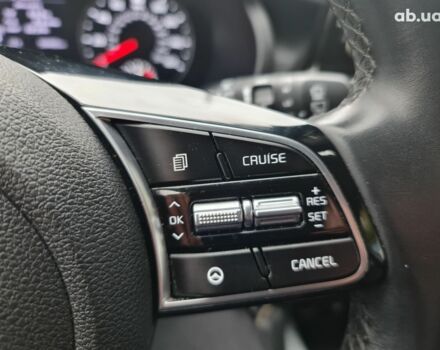 Серый Киа Seltos, объемом двигателя 2 л и пробегом 56 тыс. км за 16999 $, фото 17 на Automoto.ua