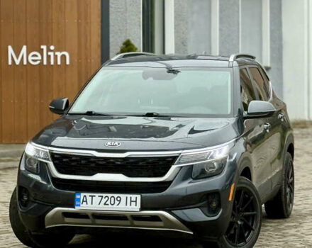 Сірий Кіа Seltos, об'ємом двигуна 1.98 л та пробігом 96 тис. км за 18499 $, фото 1 на Automoto.ua