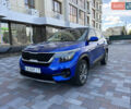 Синий Киа Seltos, объемом двигателя 2 л и пробегом 53 тыс. км за 17750 $, фото 1 на Automoto.ua