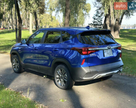 Синий Киа Seltos, объемом двигателя 2 л и пробегом 2 тыс. км за 18700 $, фото 6 на Automoto.ua