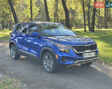 Синий Киа Seltos, объемом двигателя 2 л и пробегом 2 тыс. км за 18700 $, фото 2 на Automoto.ua