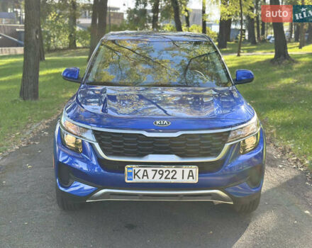 Синий Киа Seltos, объемом двигателя 2 л и пробегом 2 тыс. км за 18700 $, фото 1 на Automoto.ua