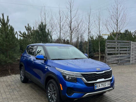 Киа Seltos 2020 в Буче на Automoto.ua Синий Киа Seltos, объемом двигателя 2 л и пробегом 2 тыс. км за 19500 $, фото 1 на Automoto.ua