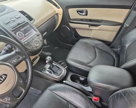 Белый Киа Soul, объемом двигателя 2 л и пробегом 87 тыс. км за 7300 $, фото 9 на Automoto.ua