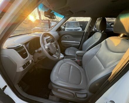 Белый Киа Soul, объемом двигателя 0 л и пробегом 151 тыс. км за 5900 $, фото 21 на Automoto.ua