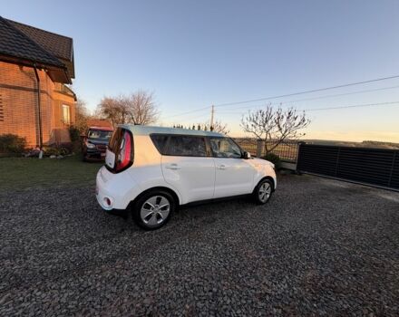 Белый Киа Soul, объемом двигателя 0 л и пробегом 151 тыс. км за 5900 $, фото 13 на Automoto.ua
