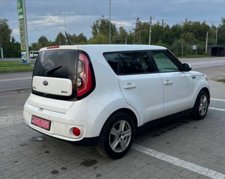 Белый Киа Soul, объемом двигателя 0 л и пробегом 114 тыс. км за 9800 $, фото 7 на Automoto.ua