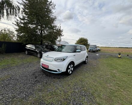 Белый Киа Soul, объемом двигателя 0 л и пробегом 99 тыс. км за 5600 $, фото 9 на Automoto.ua