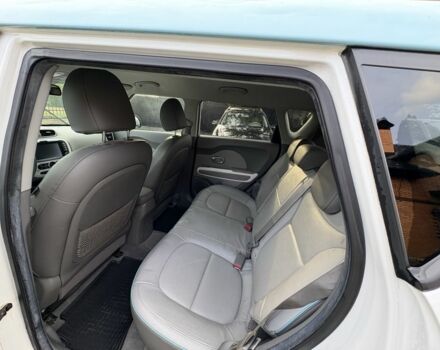 Белый Киа Soul, объемом двигателя 0 л и пробегом 99 тыс. км за 5600 $, фото 16 на Automoto.ua