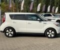 Белый Киа Soul, объемом двигателя 2.7 л и пробегом 94 тыс. км за 6400 $, фото 7 на Automoto.ua
