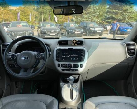 Белый Киа Soul, объемом двигателя 2.7 л и пробегом 94 тыс. км за 6400 $, фото 10 на Automoto.ua