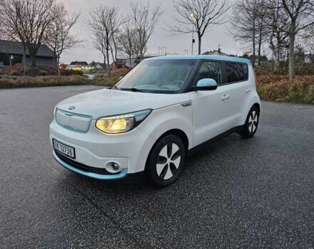Білий Кіа Soul, об'ємом двигуна 0 л та пробігом 59 тис. км за 7300 $, фото 2 на Automoto.ua