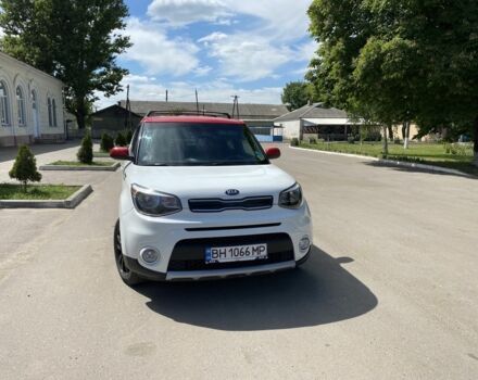 Белый Киа Soul, объемом двигателя 2 л и пробегом 63 тыс. км за 11500 $, фото 2 на Automoto.ua