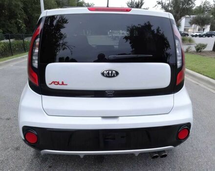 Білий Кіа Soul, об'ємом двигуна 1.6 л та пробігом 48 тис. км за 6000 $, фото 5 на Automoto.ua
