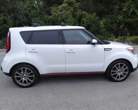 Білий Кіа Soul, об'ємом двигуна 1.6 л та пробігом 48 тис. км за 6000 $, фото 3 на Automoto.ua