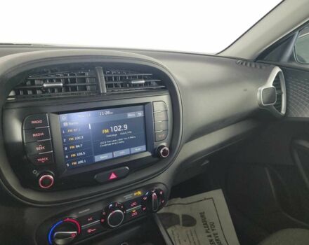 Белый Киа Soul, объемом двигателя 0 л и пробегом 34 тыс. км за 9600 $, фото 7 на Automoto.ua