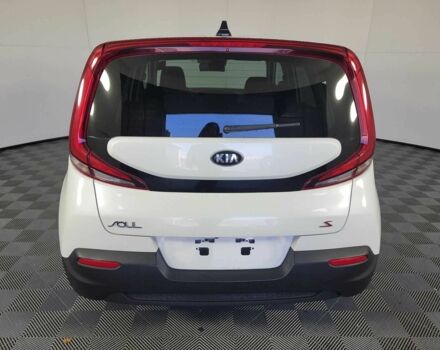 Белый Киа Soul, объемом двигателя 0 л и пробегом 34 тыс. км за 9600 $, фото 4 на Automoto.ua
