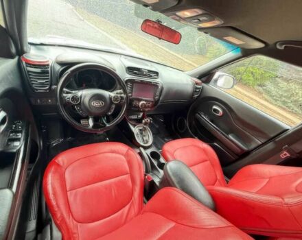 Білий Кіа Soul, об'ємом двигуна 2 л та пробігом 136 тис. км за 4300 $, фото 8 на Automoto.ua