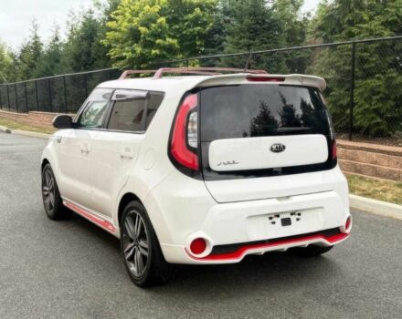 Білий Кіа Soul, об'ємом двигуна 2 л та пробігом 136 тис. км за 4300 $, фото 6 на Automoto.ua