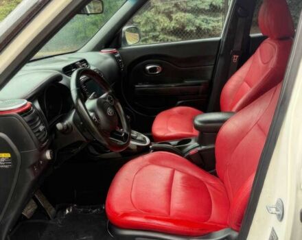 Білий Кіа Soul, об'ємом двигуна 2 л та пробігом 136 тис. км за 4300 $, фото 7 на Automoto.ua