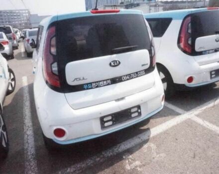 Белый Киа Soul, объемом двигателя 0 л и пробегом 35 тыс. км за 4500 $, фото 5 на Automoto.ua