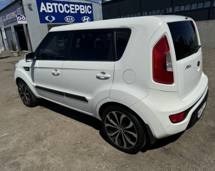 Белый Киа Soul, объемом двигателя 1.6 л и пробегом 167 тыс. км за 7600 $, фото 11 на Automoto.ua