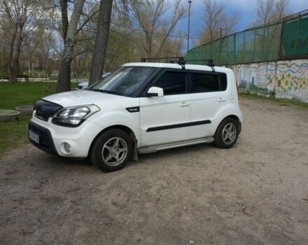 Белый Киа Soul, объемом двигателя 1.6 л и пробегом 220 тыс. км за 8000 $, фото 1 на Automoto.ua