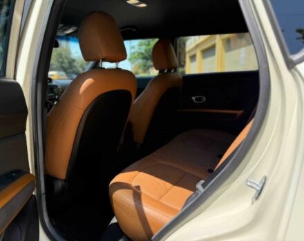 Белый Киа Soul, объемом двигателя 2 л и пробегом 66 тыс. км за 5800 $, фото 8 на Automoto.ua