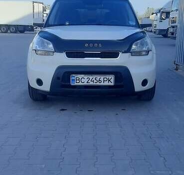 Кіа Soul 2009 у Львові на Automoto.ua Білий Кіа Soul, об'ємом двигуна 1.6 л та пробігом 203 тис. км за 6000 $, фото 7 на Automoto.ua