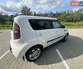 Белый Киа Soul, объемом двигателя 1.58 л и пробегом 224 тыс. км за 7600 $, фото 6 на Automoto.ua