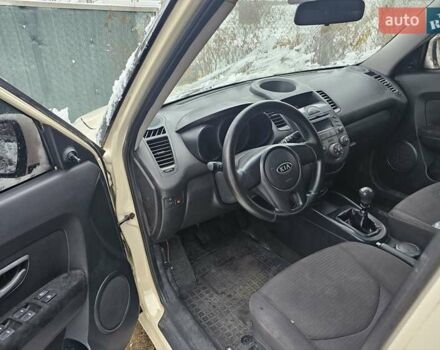 Білий Кіа Soul, об'ємом двигуна 1.59 л та пробігом 221 тис. км за 6200 $, фото 13 на Automoto.ua