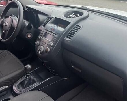Белый Киа Soul, объемом двигателя 1.6 л и пробегом 190 тыс. км за 6800 $, фото 4 на Automoto.ua