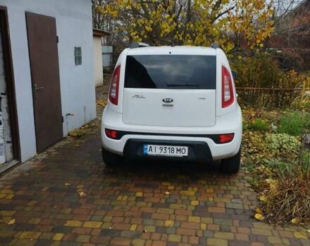 Белый Киа Soul, объемом двигателя 1.6 л и пробегом 192 тыс. км за 8200 $, фото 4 на Automoto.ua