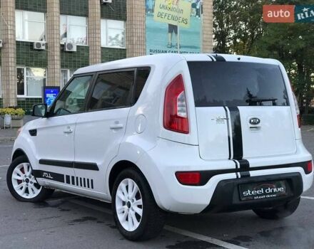 Белый Киа Soul, объемом двигателя 2 л и пробегом 229 тыс. км за 7999 $, фото 6 на Automoto.ua