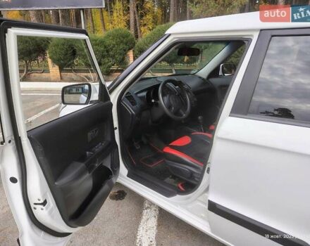 Білий Кіа Soul, об'ємом двигуна 1.59 л та пробігом 177 тис. км за 7300 $, фото 14 на Automoto.ua