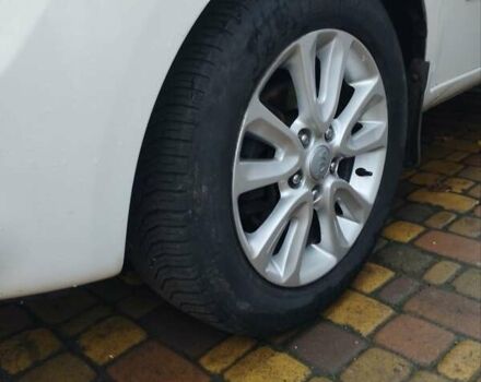 Білий Кіа Soul, об'ємом двигуна 1.6 л та пробігом 192 тис. км за 8300 $, фото 13 на Automoto.ua