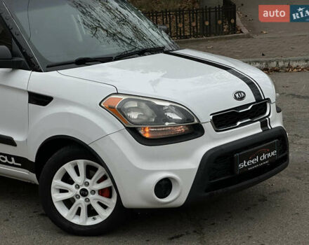 Белый Киа Soul, объемом двигателя 2 л и пробегом 228 тыс. км за 8499 $, фото 10 на Automoto.ua